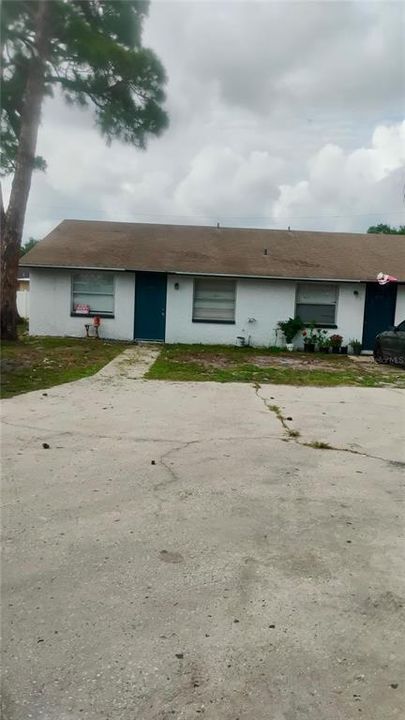For Rent: $2,250 (3 beds, 3 baths, 1872 Square Feet)