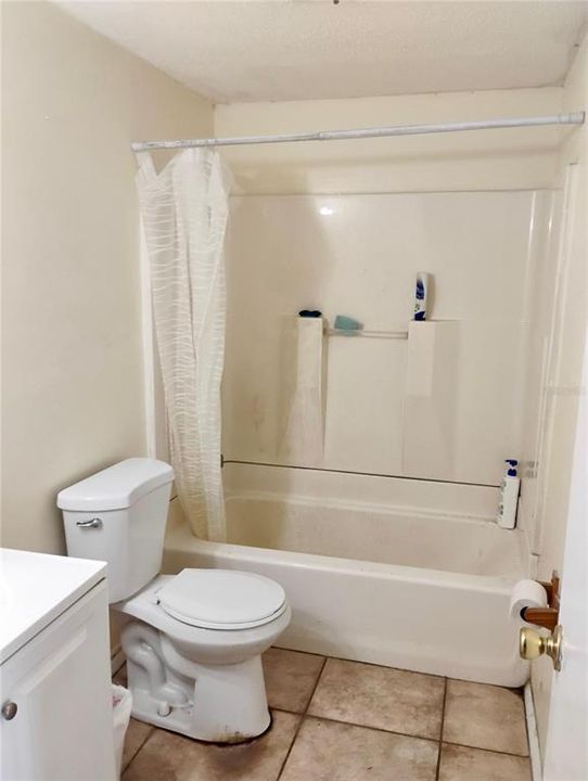 For Rent: $2,250 (3 beds, 3 baths, 1872 Square Feet)