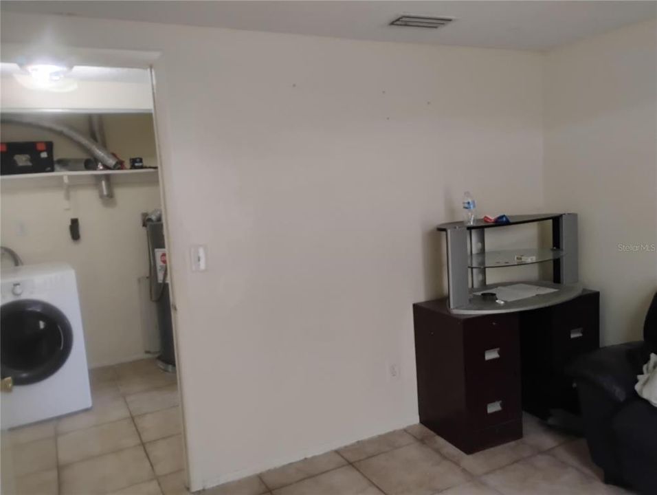 For Rent: $2,250 (3 beds, 3 baths, 1872 Square Feet)
