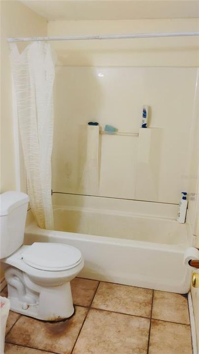 For Rent: $2,250 (3 beds, 3 baths, 1872 Square Feet)