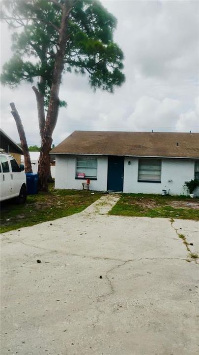 For Rent: $2,250 (3 beds, 3 baths, 1872 Square Feet)