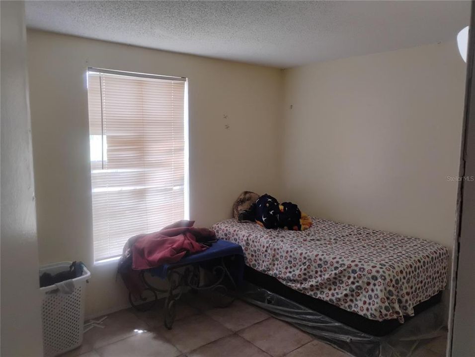 For Rent: $2,250 (3 beds, 3 baths, 1872 Square Feet)