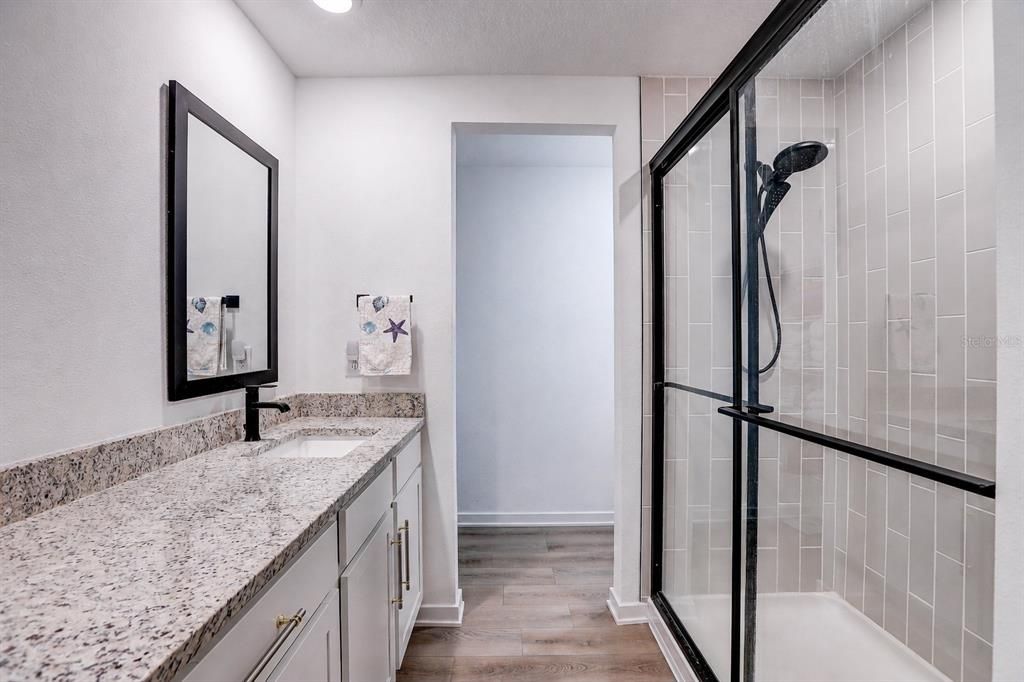 For Sale: $389,900 (3 beds, 2 baths, 1498 Square Feet)