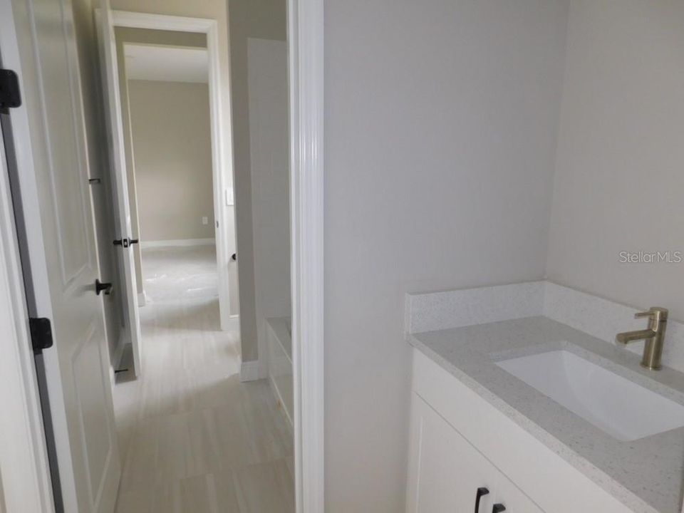 На продажу: $975,000 (5 спален, 4 ванн, 3092 Квадратных фут)