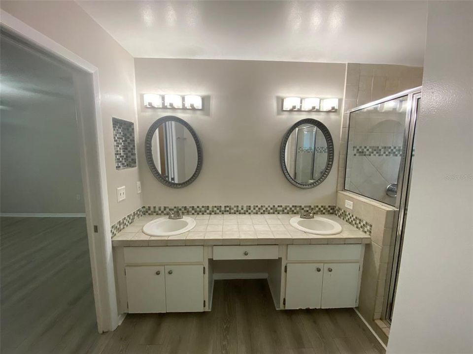 En Renta: $2,345 (3 camas, 2 baños, 1404 Pies cuadrados)