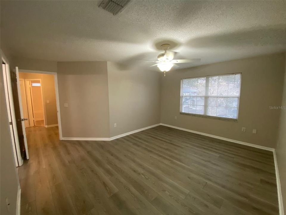 En Renta: $2,345 (3 camas, 2 baños, 1404 Pies cuadrados)