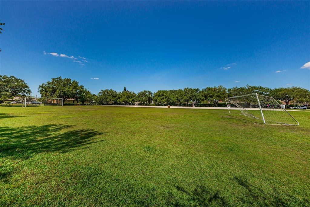 For Sale: $435,000 (4 beds, 2 baths, 1825 Square Feet)