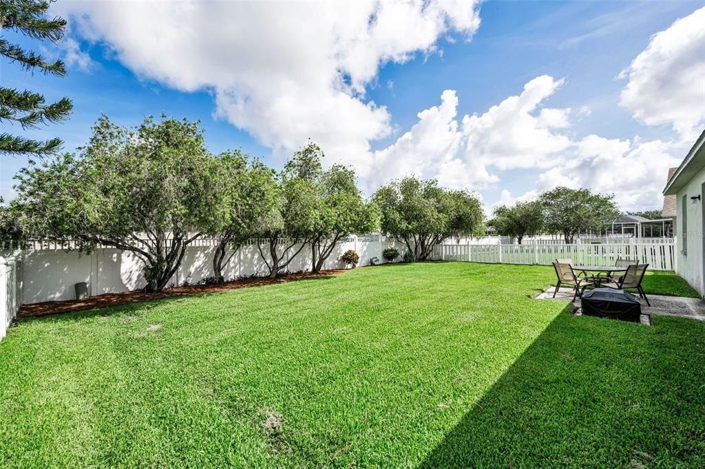 For Sale: $435,000 (4 beds, 2 baths, 1825 Square Feet)