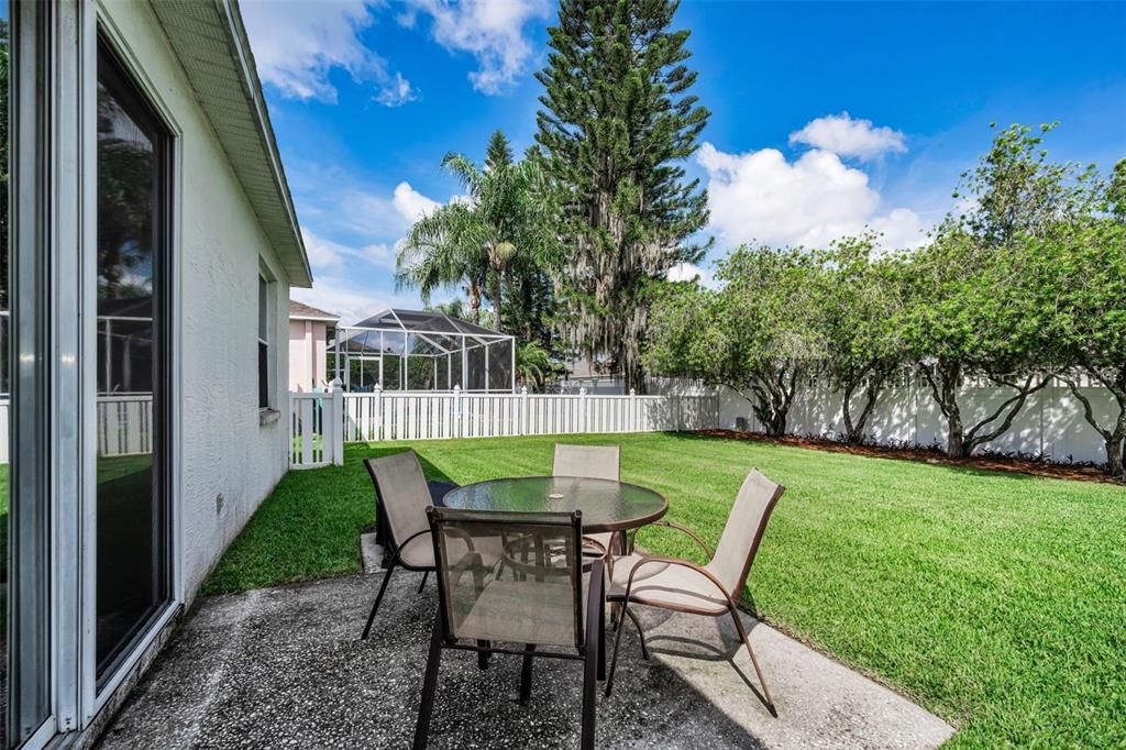 For Sale: $435,000 (4 beds, 2 baths, 1825 Square Feet)