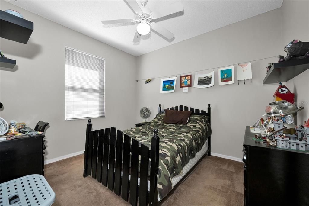 For Sale: $435,000 (4 beds, 2 baths, 1825 Square Feet)