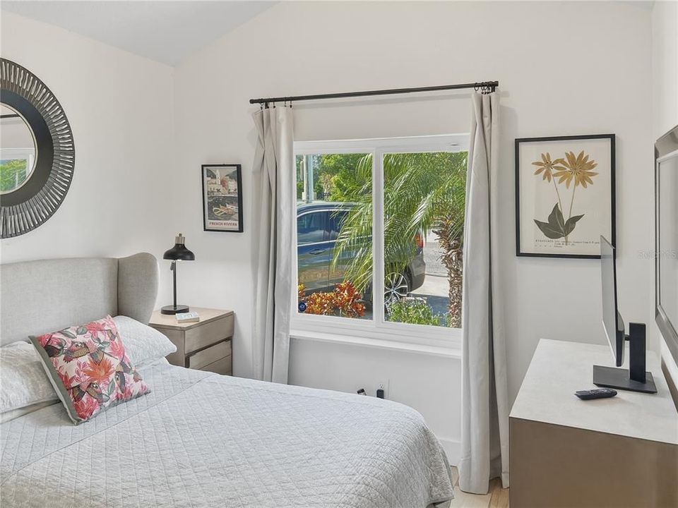 En Venta: $675,000 (3 camas, 2 baños, 1370 Pies cuadrados)