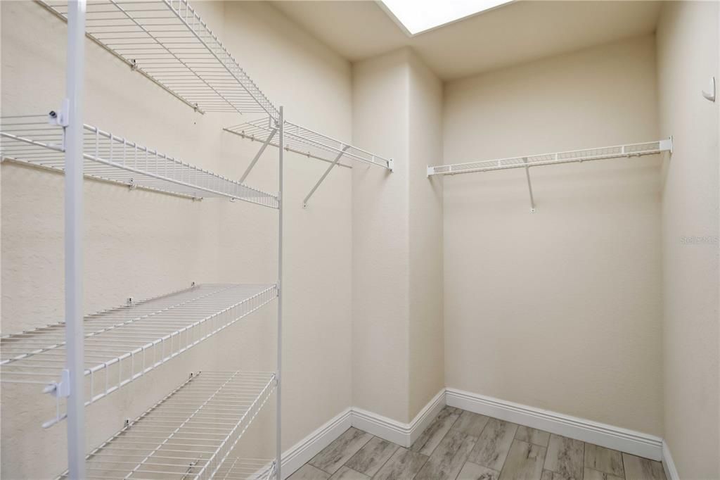 For Sale: $355,000 (2 beds, 2 baths, 1543 Square Feet)