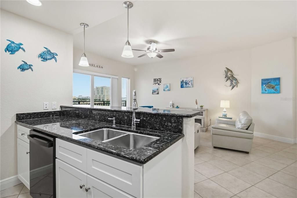 For Sale: $355,000 (2 beds, 2 baths, 1543 Square Feet)