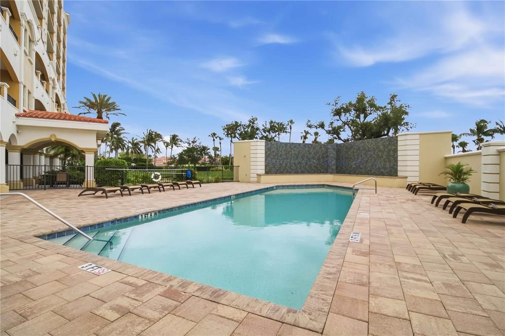 For Sale: $355,000 (2 beds, 2 baths, 1543 Square Feet)