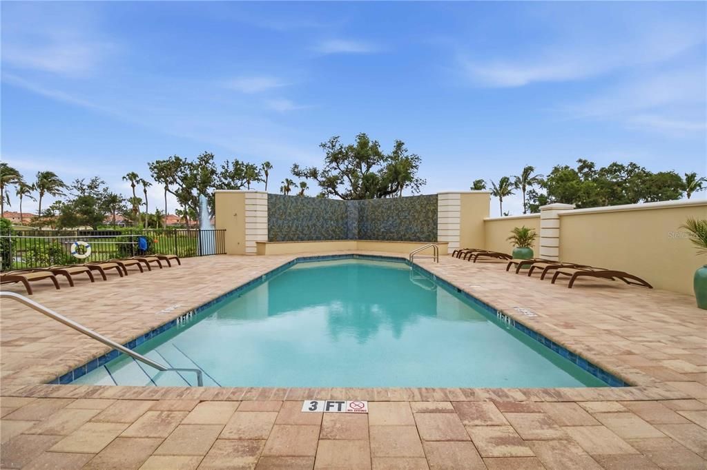 For Sale: $355,000 (2 beds, 2 baths, 1543 Square Feet)