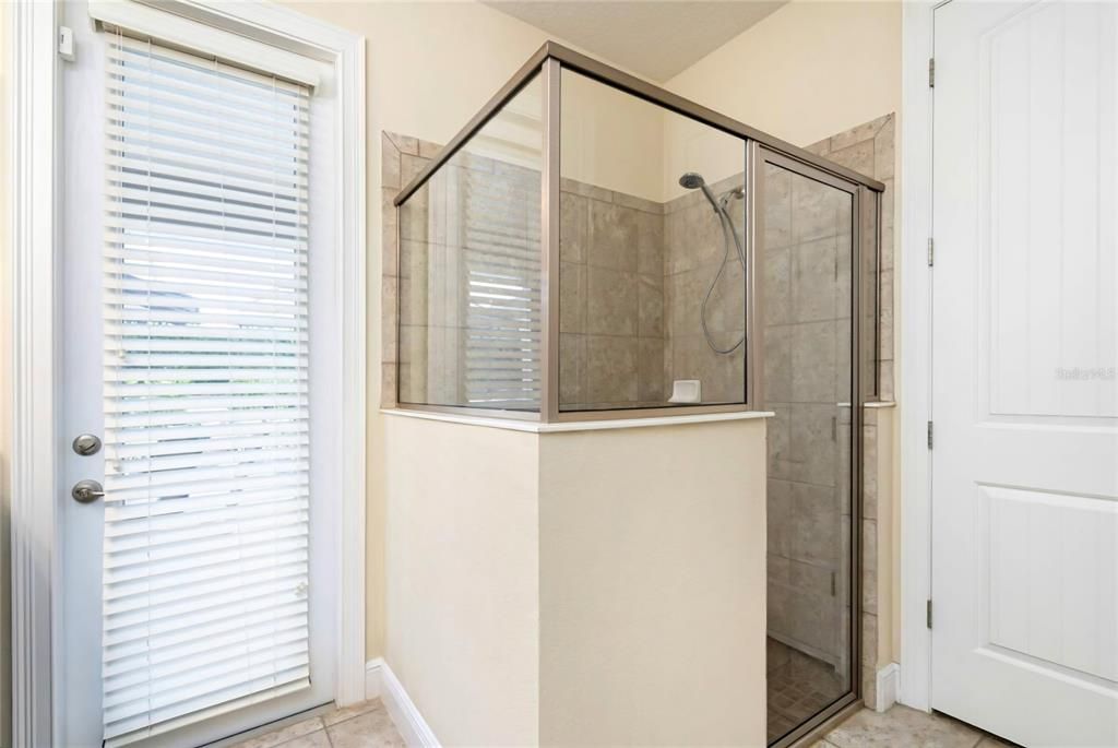 En Venta: $949,000 (11 camas, 10 baños, 4723 Pies cuadrados)