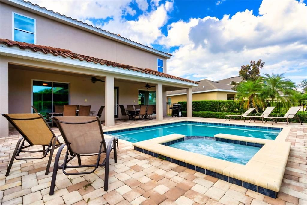 En Venta: $949,000 (11 camas, 10 baños, 4723 Pies cuadrados)