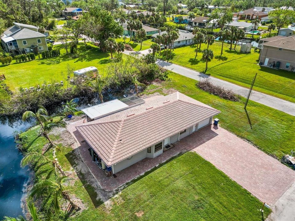For Sale: $425,000 (3 beds, 2 baths, 1600 Square Feet)