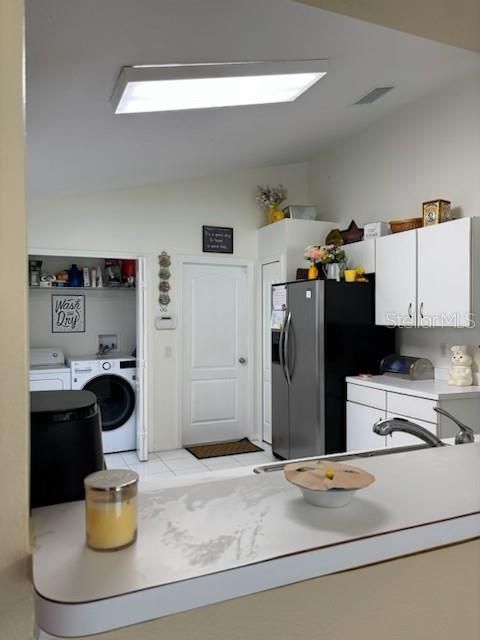 For Sale: $368,000 (3 beds, 2 baths, 1578 Square Feet)