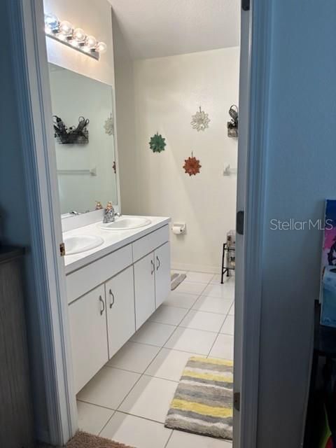 For Sale: $368,000 (3 beds, 2 baths, 1578 Square Feet)