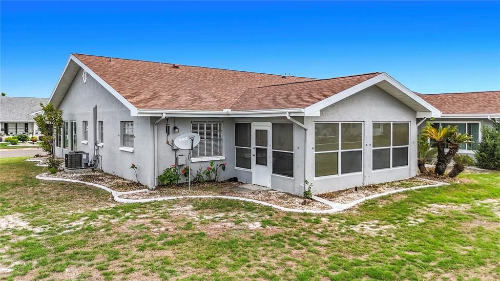 For Sale: $241,890 (2 beds, 2 baths, 1756 Square Feet)