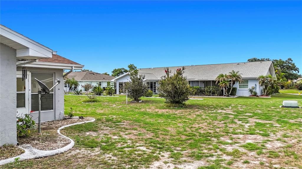 For Sale: $241,890 (2 beds, 2 baths, 1756 Square Feet)