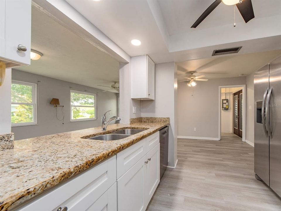 For Sale: $409,000 (2 beds, 2 baths, 1576 Square Feet)