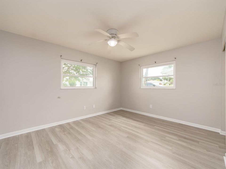 For Sale: $409,000 (2 beds, 2 baths, 1576 Square Feet)