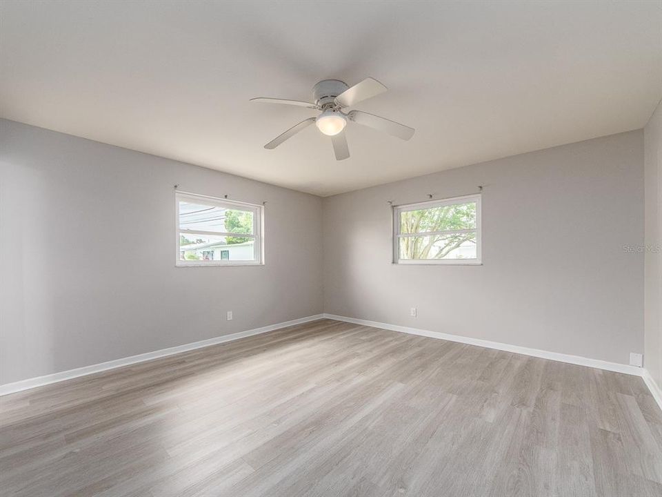For Sale: $409,000 (2 beds, 2 baths, 1576 Square Feet)
