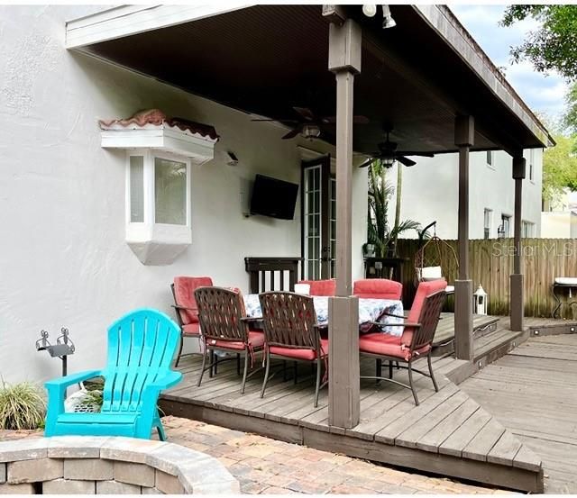 For Rent: $6,200 (4 beds, 2 baths, 2700 Square Feet)