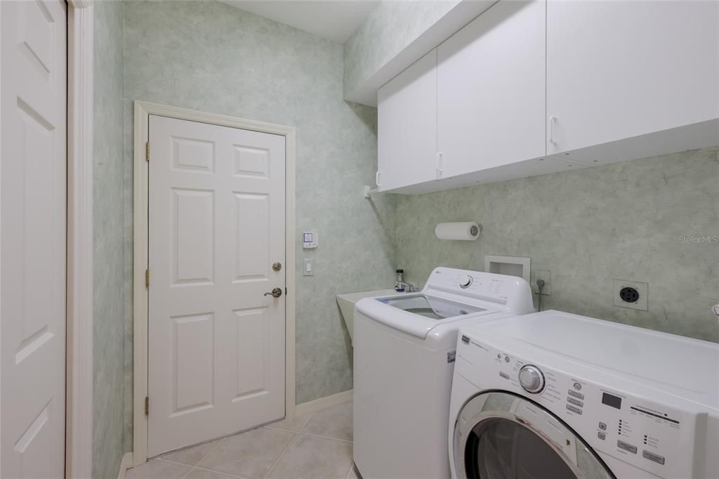 На продажу: $799,900 (3 спален, 3 ванн, 2671 Квадратных фут)