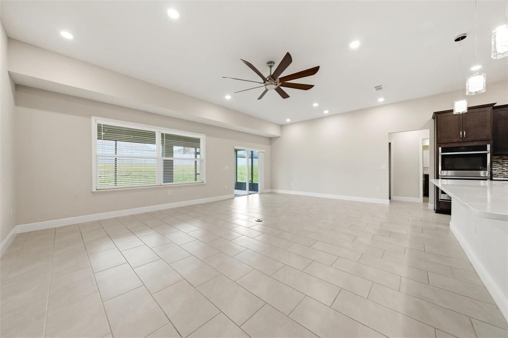 En Venta: $475,000 (3 camas, 2 baños, 2044 Pies cuadrados)