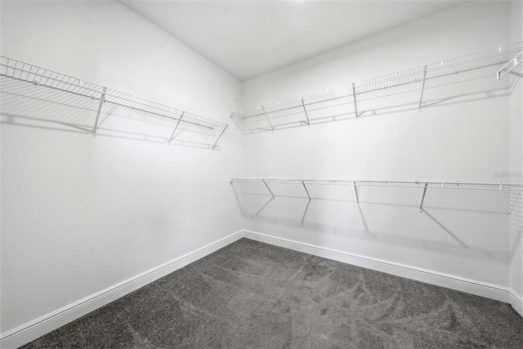En Venta: $475,000 (3 camas, 2 baños, 2044 Pies cuadrados)