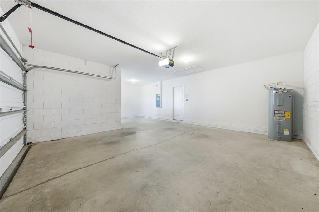 En Venta: $475,000 (3 camas, 2 baños, 2044 Pies cuadrados)
