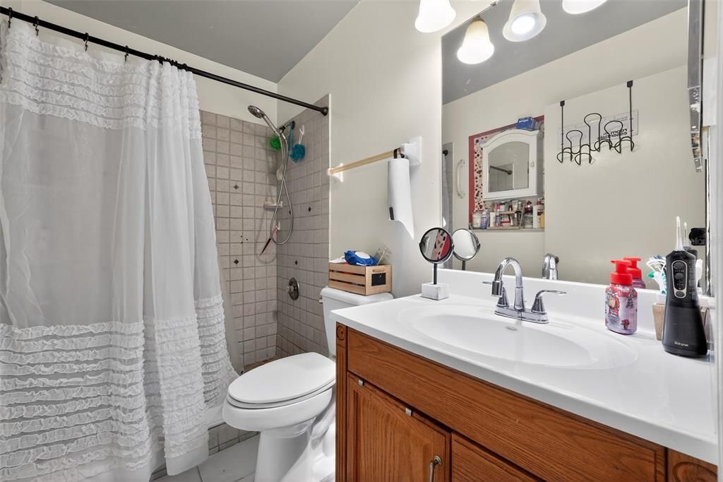 En Venta: $305,000 (3 camas, 2 baños, 1648 Pies cuadrados)