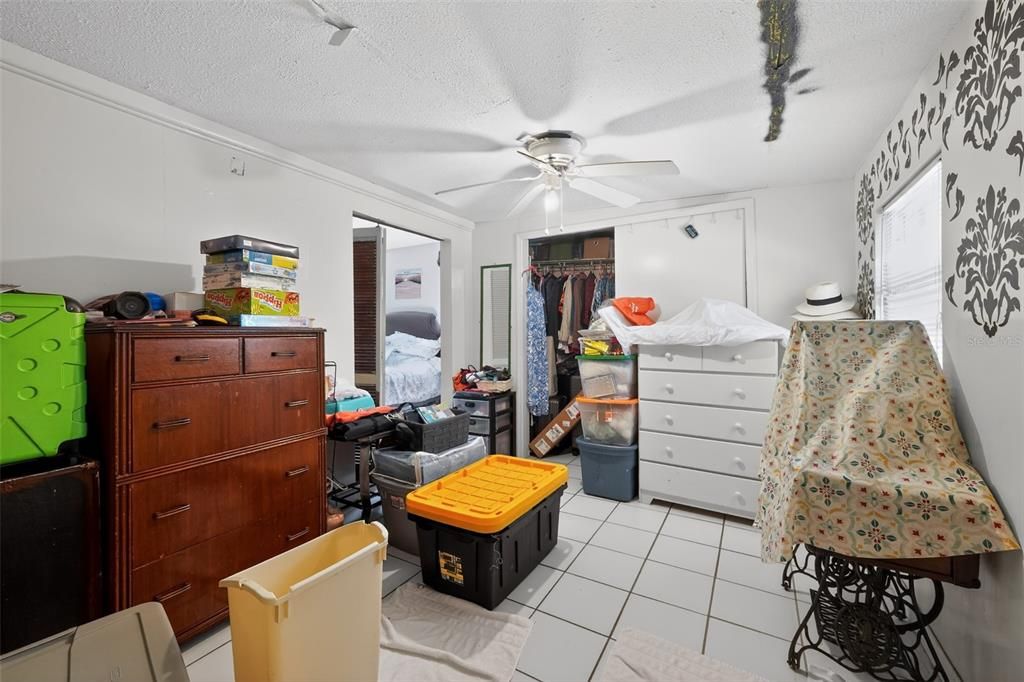En Venta: $305,000 (3 camas, 2 baños, 1648 Pies cuadrados)
