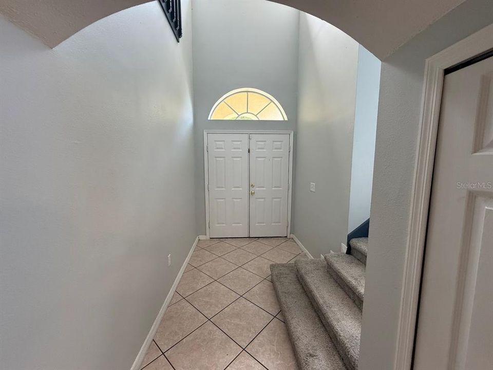 For Sale: $463,500 (4 beds, 2 baths, 2516 Square Feet)