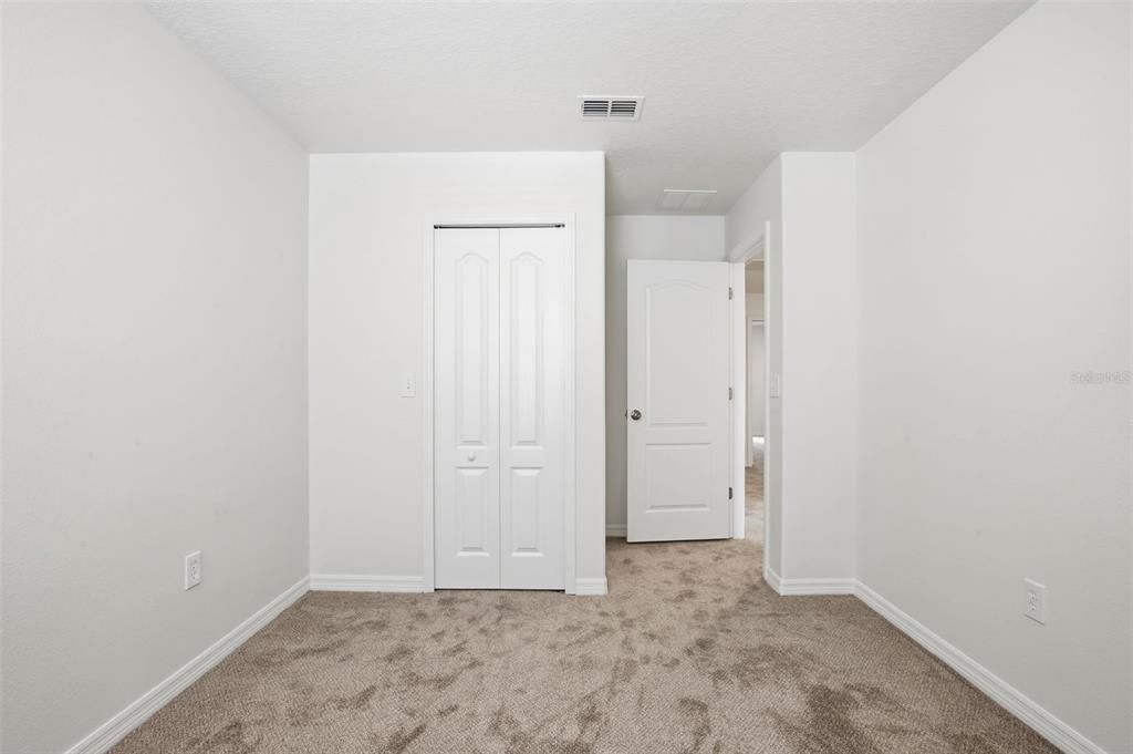 For Sale: $444,900 (7 beds, 3 baths, 2742 Square Feet)