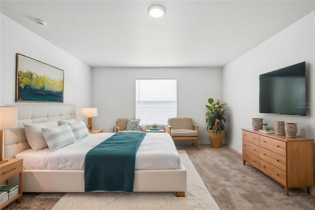 For Sale: $444,900 (7 beds, 3 baths, 2742 Square Feet)