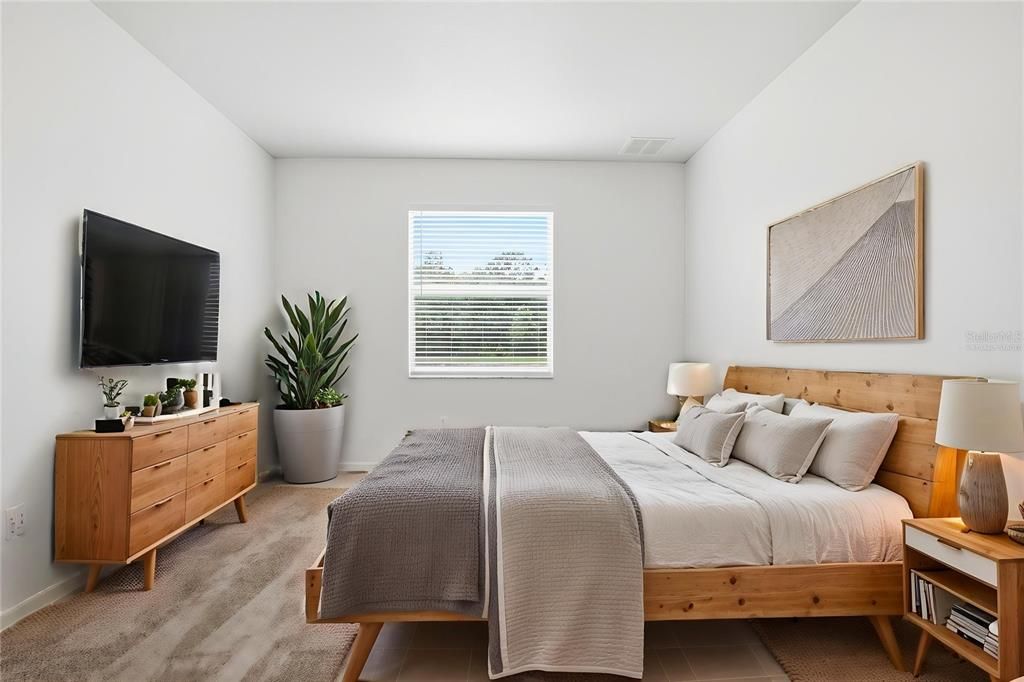For Sale: $444,900 (7 beds, 3 baths, 2742 Square Feet)