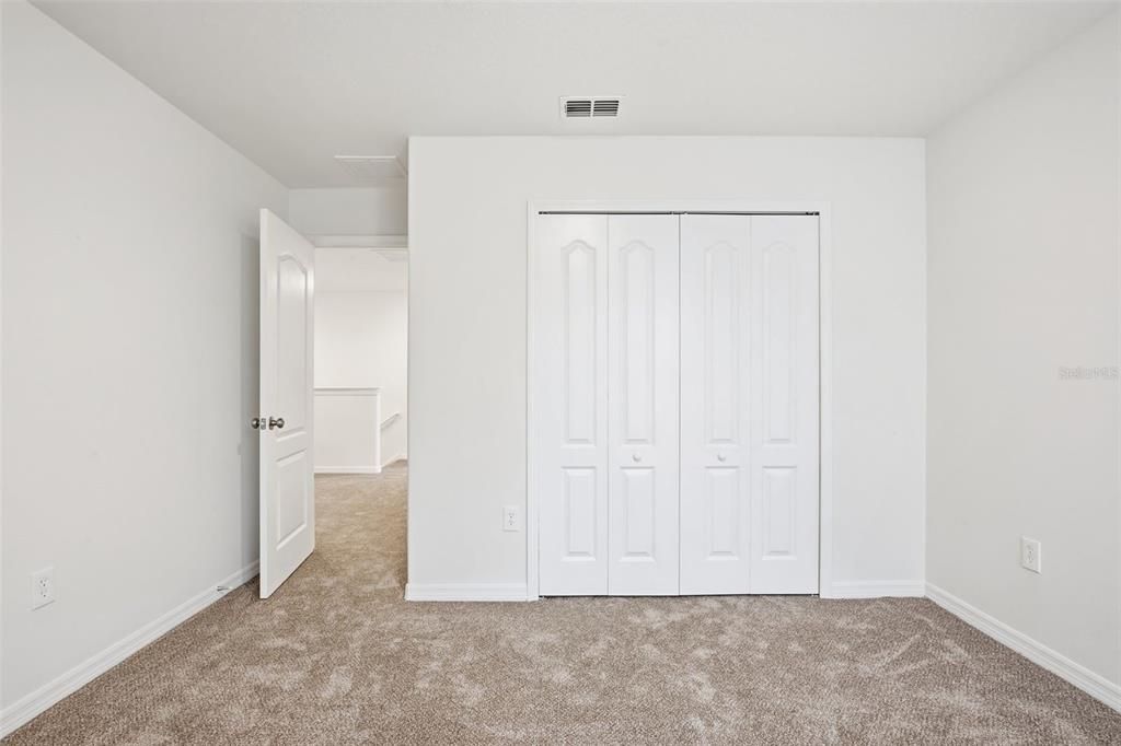 For Sale: $444,900 (7 beds, 3 baths, 2742 Square Feet)