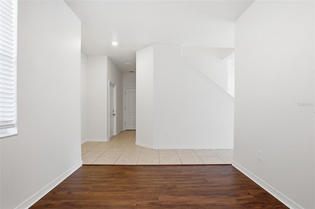 For Sale: $444,900 (7 beds, 3 baths, 2742 Square Feet)