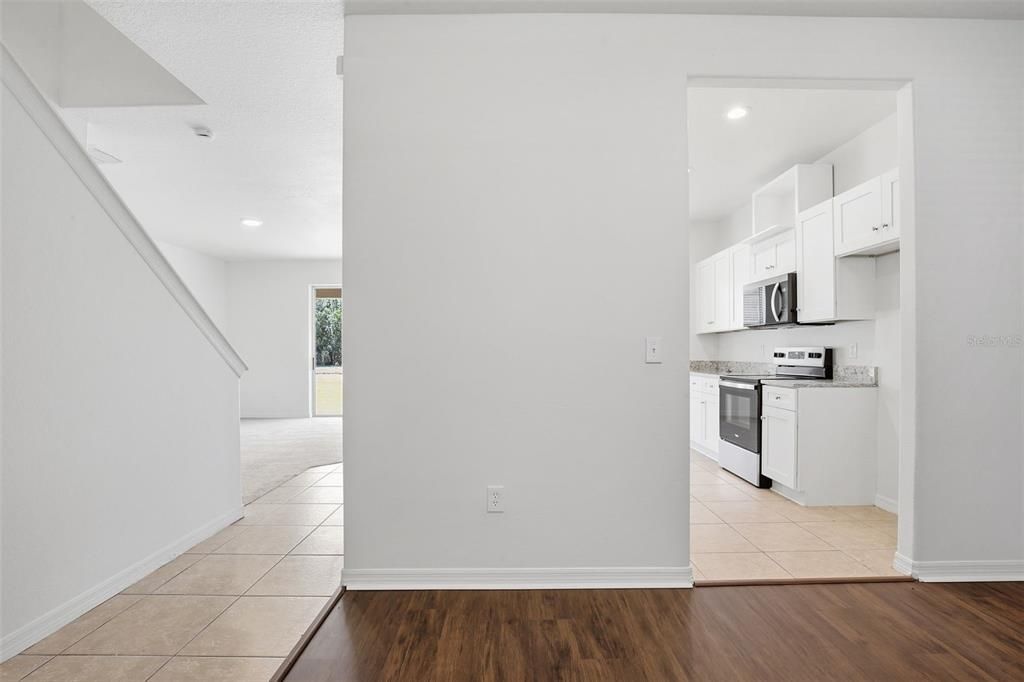 For Sale: $444,900 (7 beds, 3 baths, 2742 Square Feet)