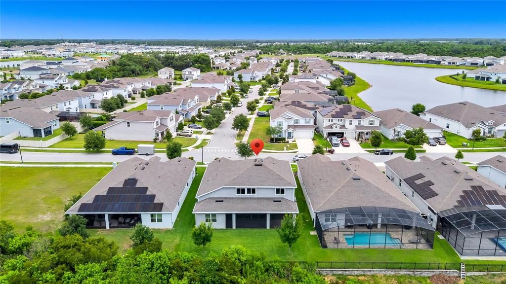 На продажу: $695,000 (6 спален, 3 ванн, 4201 Квадратных фут)