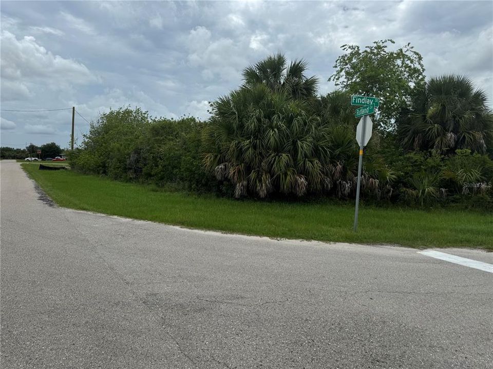 For Sale: $30,000 (0.37 acres)