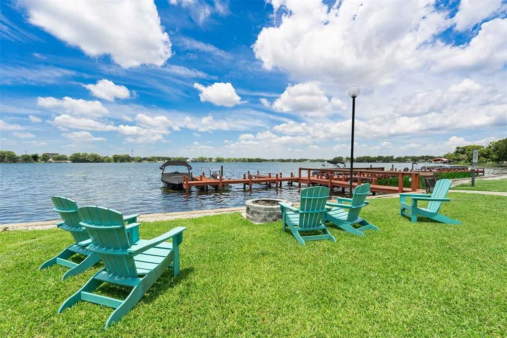 For Sale: $199,900 (1 beds, 1 baths, 582 Square Feet)