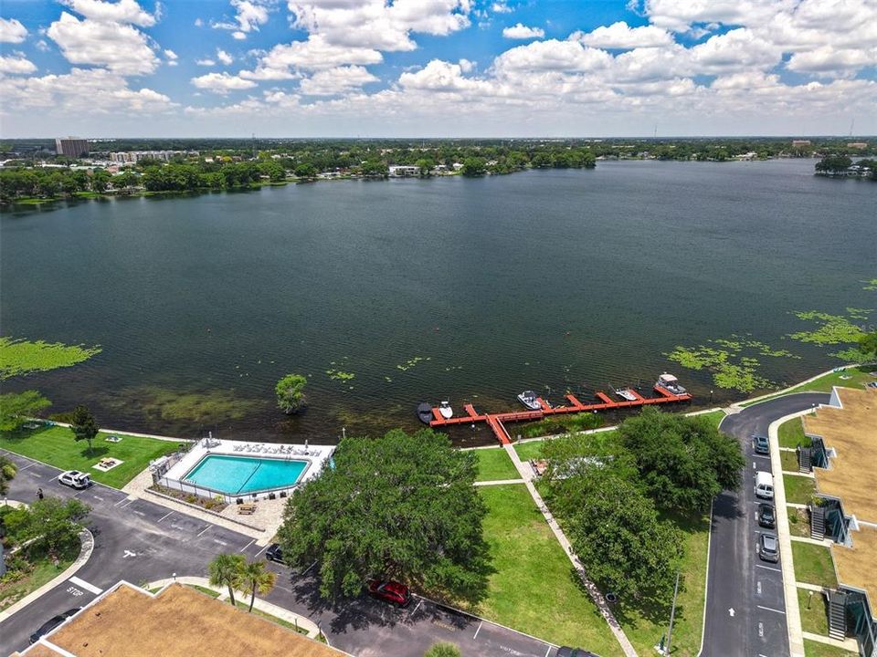 For Sale: $199,900 (1 beds, 1 baths, 582 Square Feet)