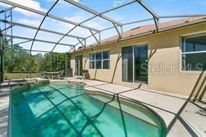 En Renta: $2,600 (4 camas, 3 baños, 1960 Pies cuadrados)