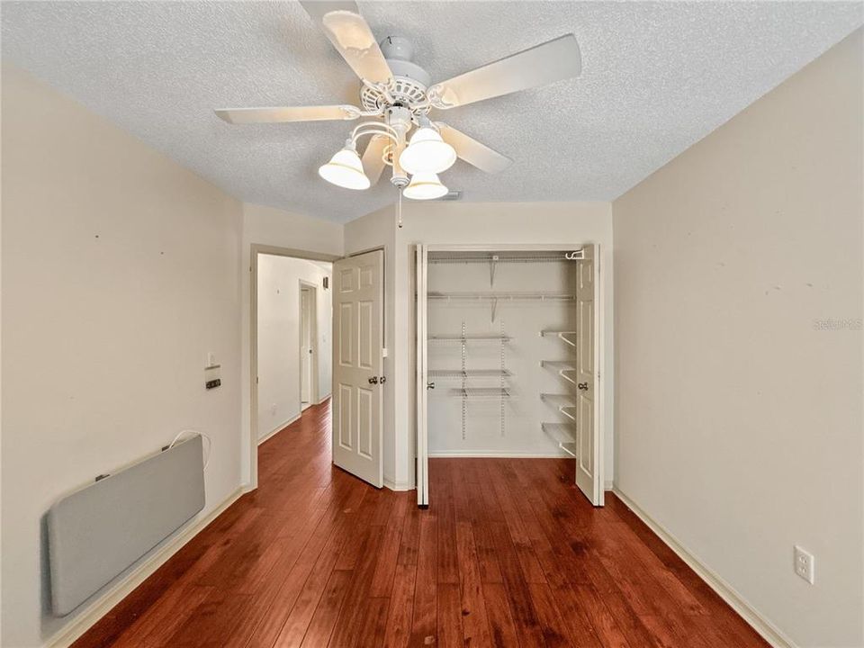 For Sale: $450,000 (3 beds, 2 baths, 2290 Square Feet)