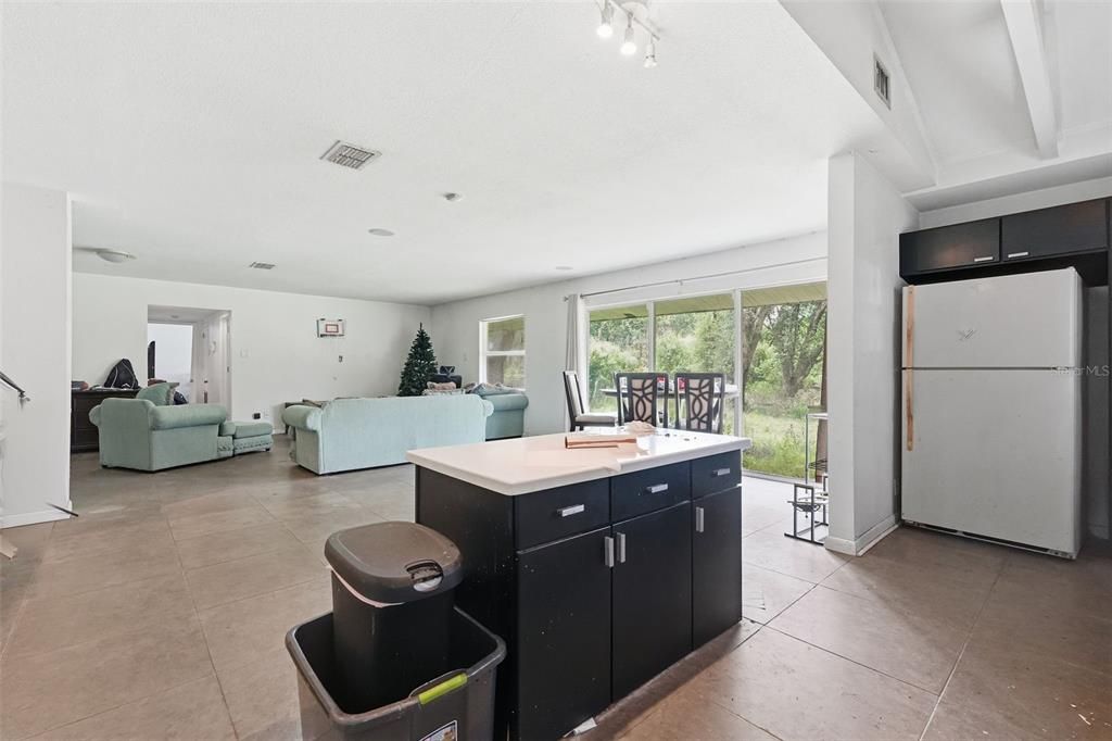 En Venta: $525,000 (2 camas, 1 baños, 1392 Pies cuadrados)